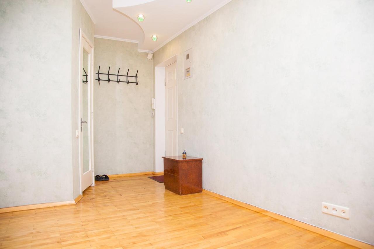 2Room Semi-Luxury Apt On Stalevarov 21 Zaporizhia Extérieur photo
